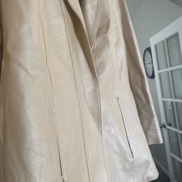 St. John Cream leather jacket - Picture 9 of 15